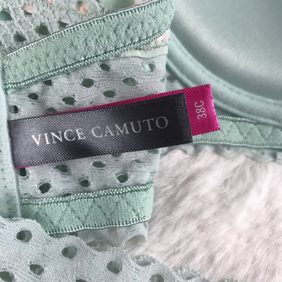 COPY - NWOT VINCE CAMUTO LACE TRIM FLORAL INTIMATE SET - Picture 6 of 7